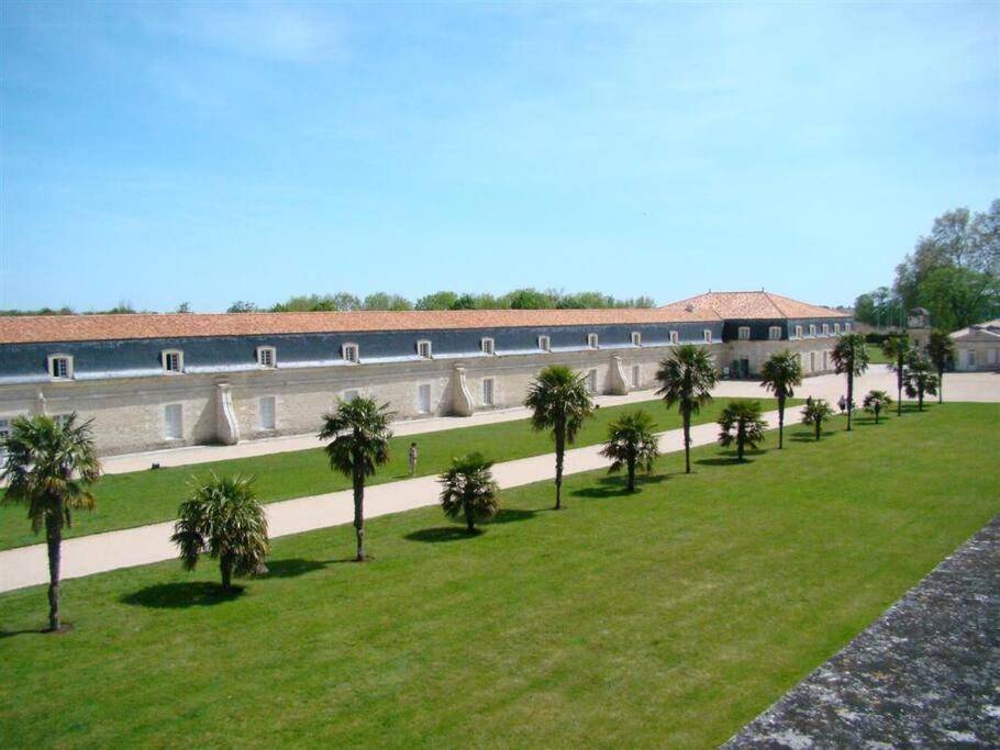 T2 Meuble Pour Curistes, Vacanciers Et Stagiaires Rochefort  Exterior photo